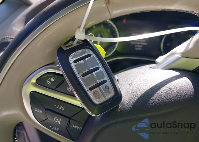 2C4RC1GG6HR650699: 43171677