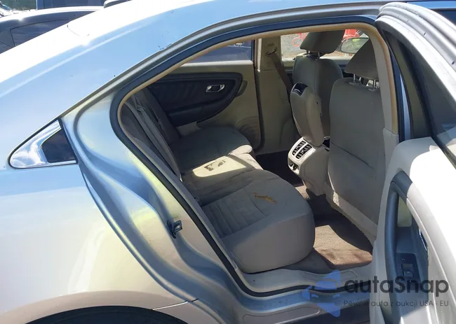 1FAHP2DW0AG117634: 43173085