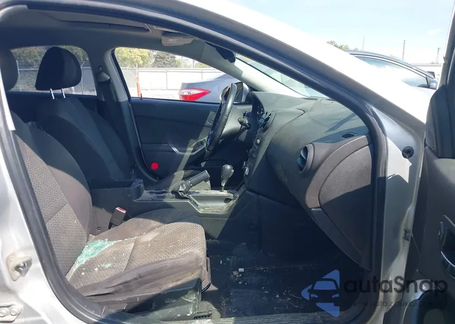 1G2ZA5E00A4145077: 43173342