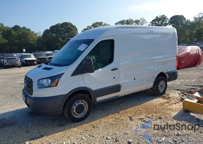 1FTYR1CM3JKA85595: 43173462