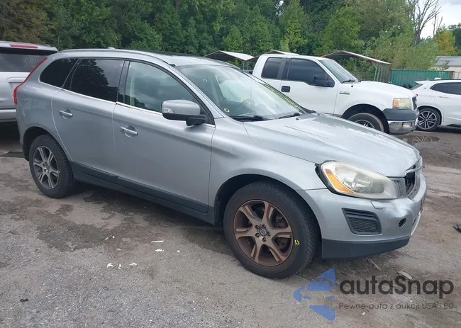 YV4902DZ0C2346020: 43173538