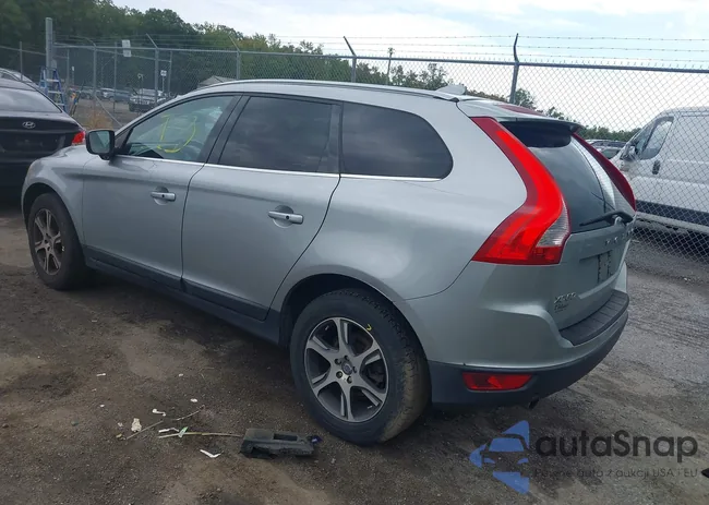 YV4902DZ0C2346020: 43173538