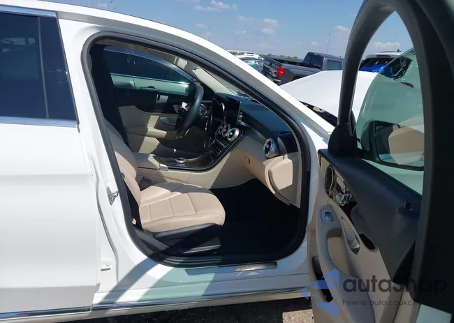 WDDWF4KB4JR316387: 43172631