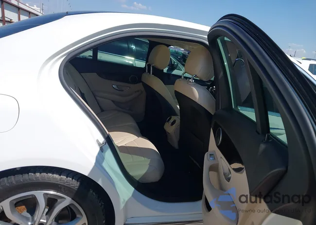 WDDWF4KB4JR316387: 43172631