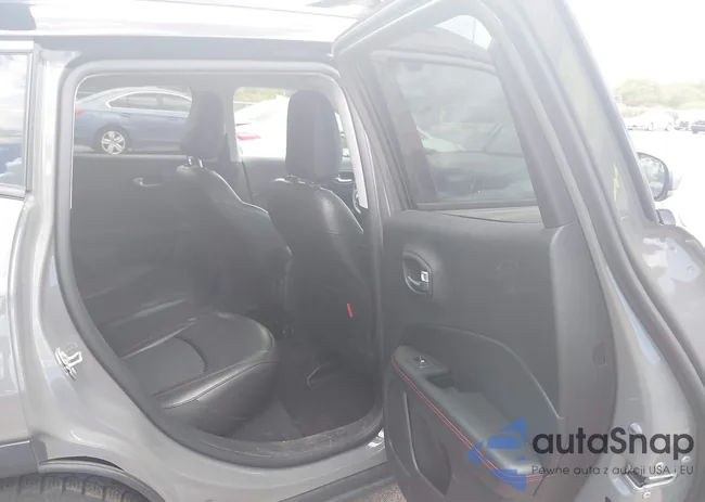 3C4NJDDB0MT503204: 43172755