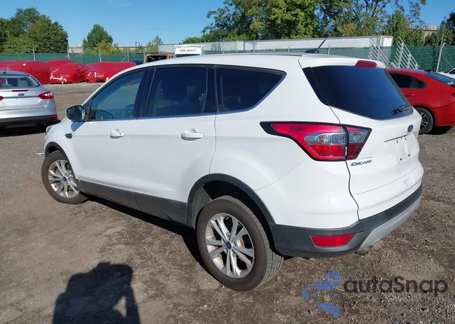 1FMCU9GD1HUE75803: 43172761