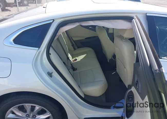 1G1ZD5ST4KF205927: 43174014