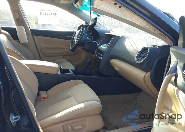 1N4AA5AP9BC856026: 43174113