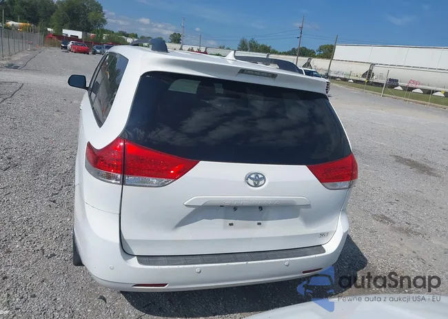 5TDYK3DC3BS059076: 43174210