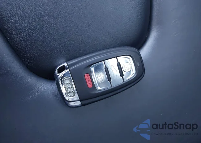 WAUVVAFR5BA043441: 43174336