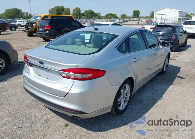 3FA6P0HD2JR208496: 43174347