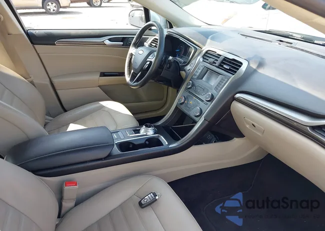 3FA6P0HD2JR208496: 43174347