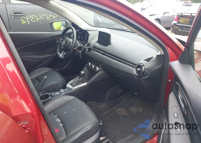 3MYDLBJV9LY704496: 43174393