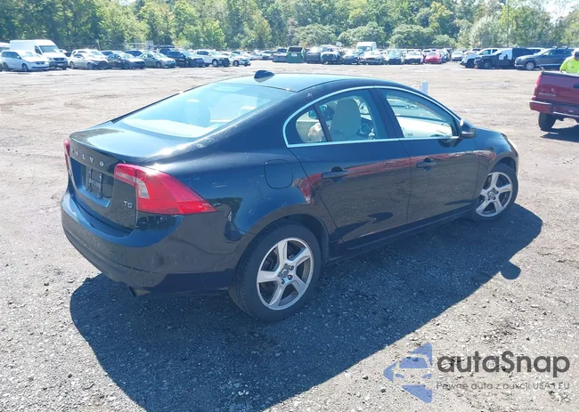 YV1622FS2C2118191: 43174404