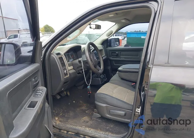 1C6RD6FT2CS322901: 43174409