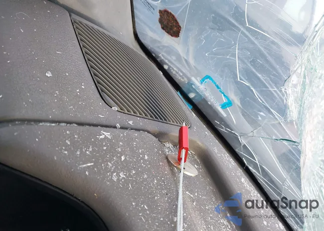 WV2MC0702PH043668: 43174535