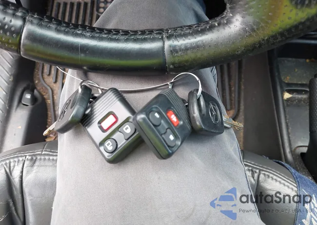 4F2CZ96183KM41987: 43174536