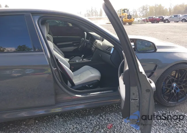 WBS8M9C59J5K99276: 43174543