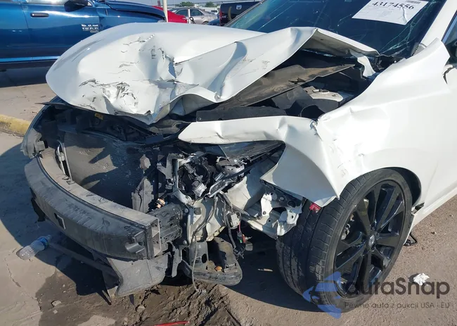 1N4AL3AP2JC233490: 43174556