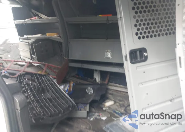 1FTYR2ZM7JKB22113: 43173601