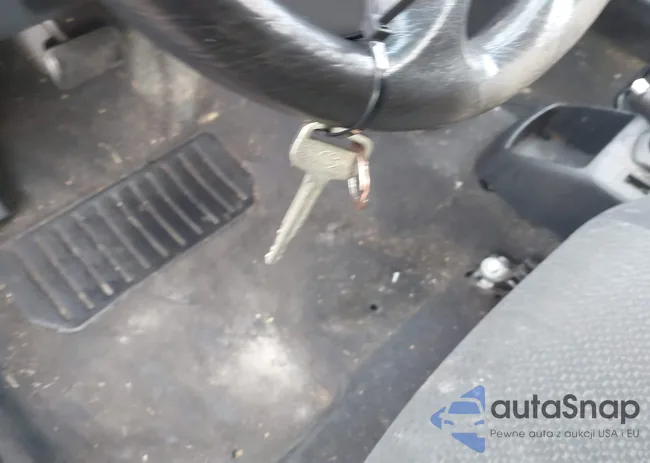 2T1KR32E03C100487: 43173665