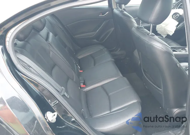 3MZBN1V31JM248529: 43173684