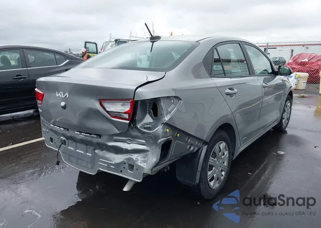 3KPA24AD1PE619988: 43173731