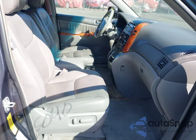 5TDBA22C16S061095: 43175040