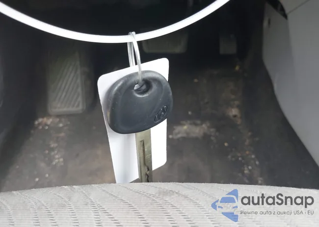 KMHCU4AE2EU767637: 43175148