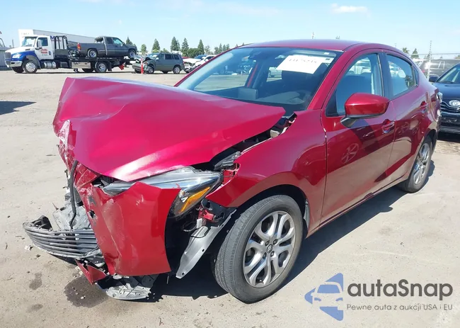 3MYDLBYVXJY307060: 43175235