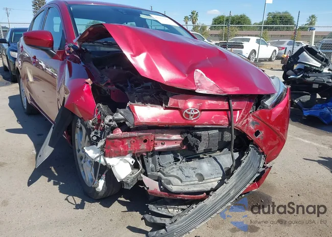 3MYDLBYVXJY307060: 43175235