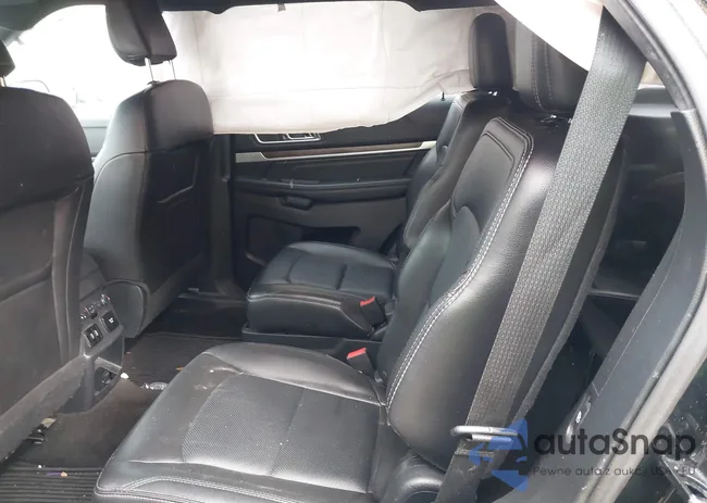 1FM5K8FH6JGC02146: 43175236