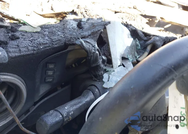 JF1ZNAA17H9704733: 43175256