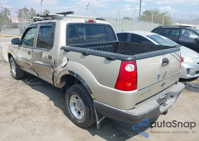 1FMZU67K55UA17636: 43175306