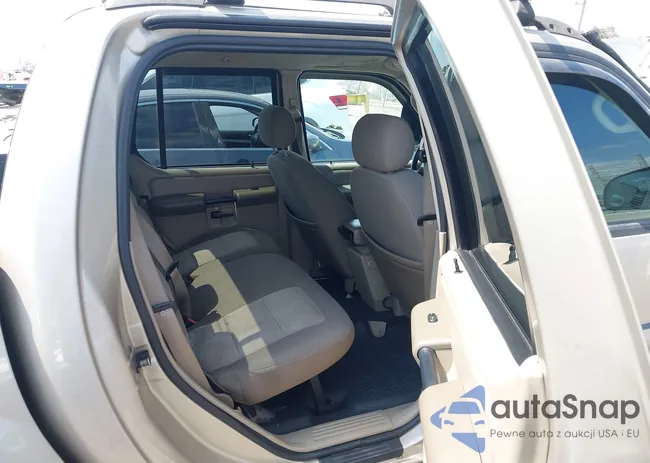 1FMZU67K55UA17636: 43175306