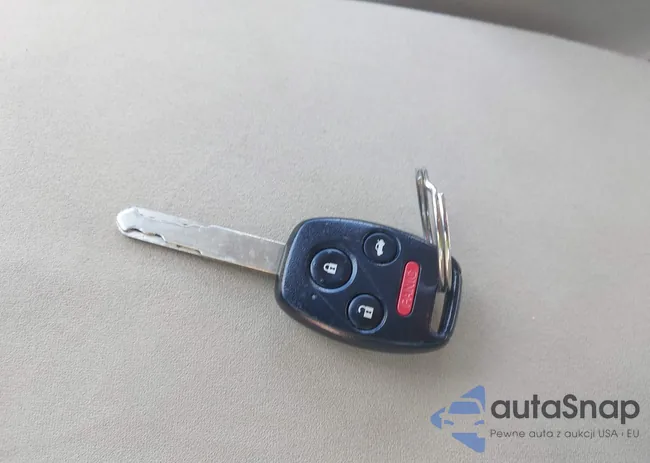 1HGCP2F48BA035253: 43175336