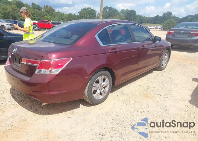 1HGCP2F48BA035253: 43175336