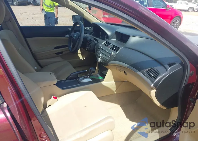 1HGCP2F48BA035253: 43175336