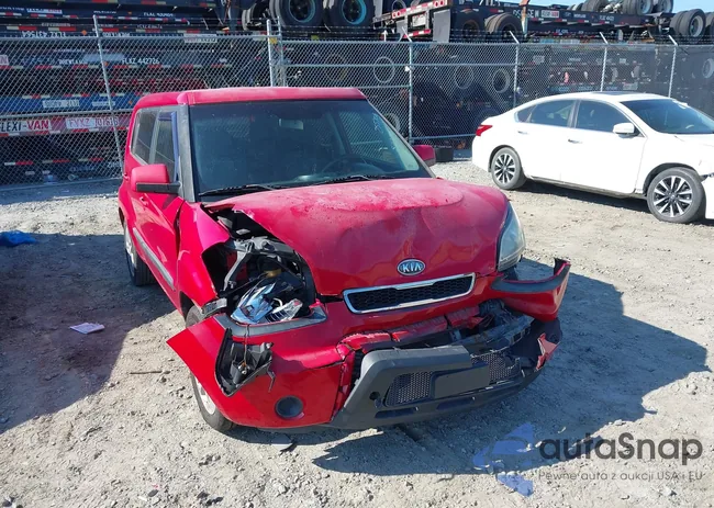 KNDJT2A2XB7255708: 43175466