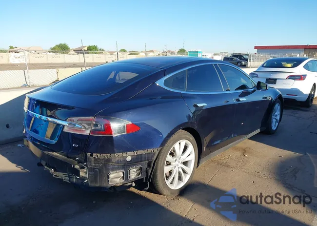 5YJSA1AG3DFP04871: 43175501