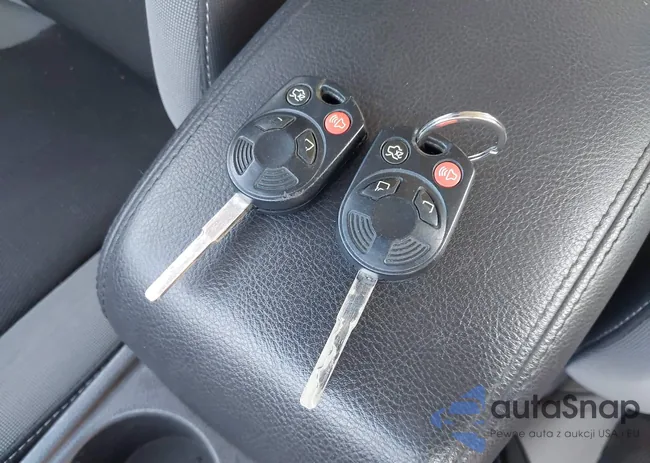 1FAHP3K29CL242079: 43175559