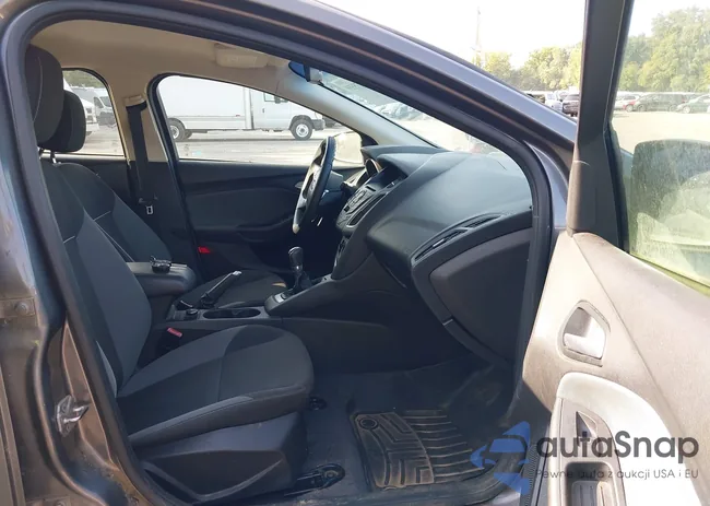 1FAHP3K29CL242079: 43175559