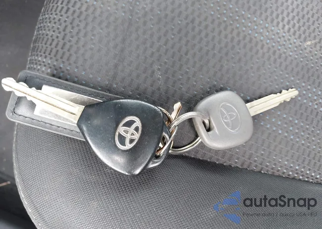 2T1BU4EEXDC070531: 43174725