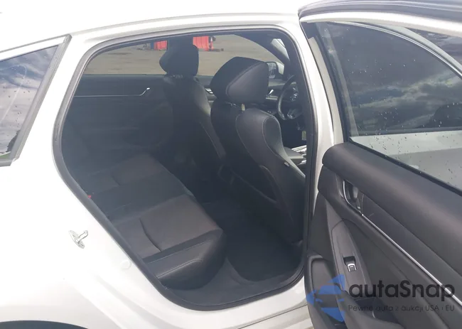 1HGCV1F30KA157158: 43174783