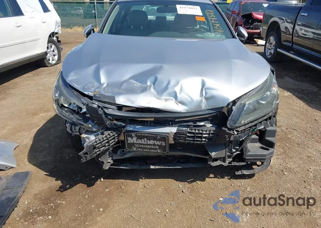 1HGCR2F37FA061222: 43174812