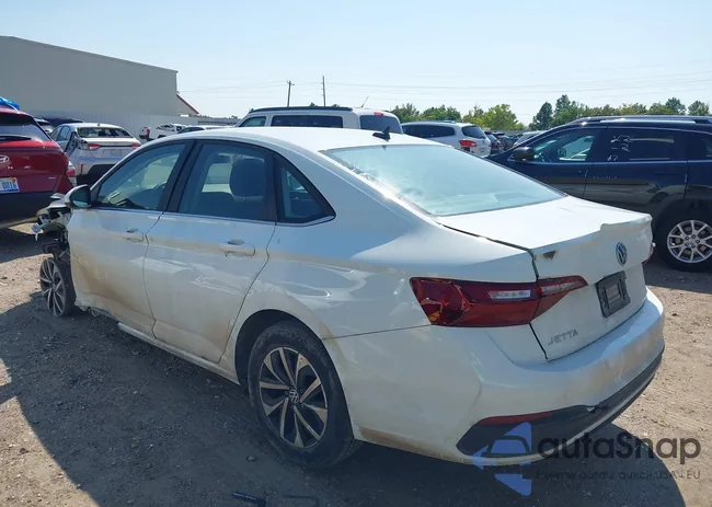 3VW5M7BU5RM030184: 43174818