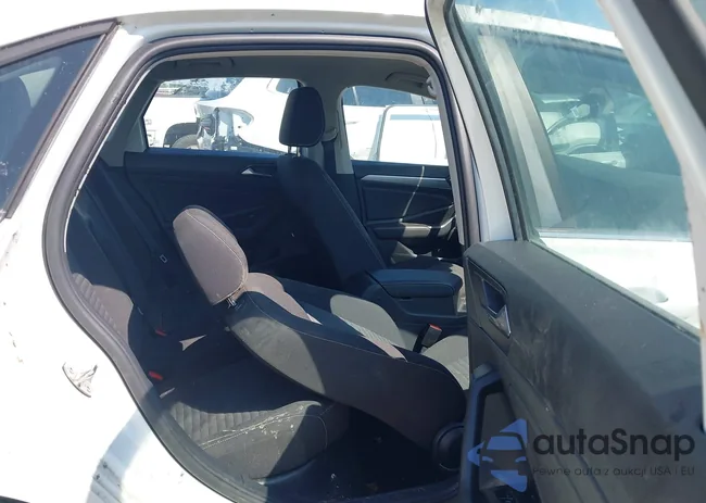 3VW5M7BU5RM030184: 43174818