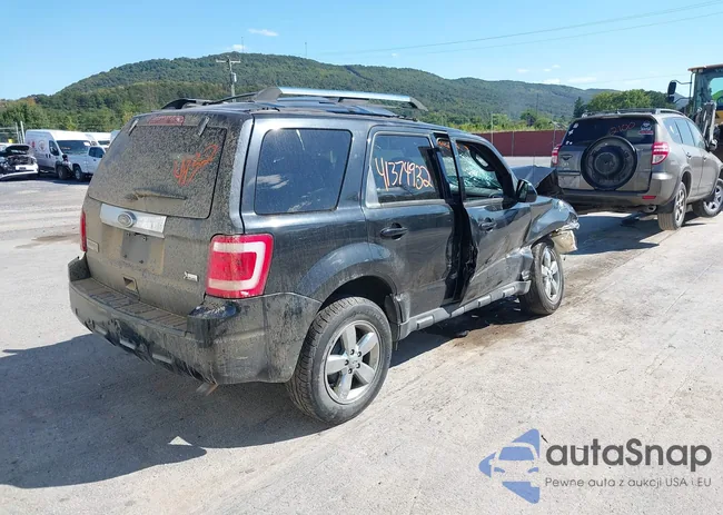 1FMCU9EG3BKB01726: 43174932