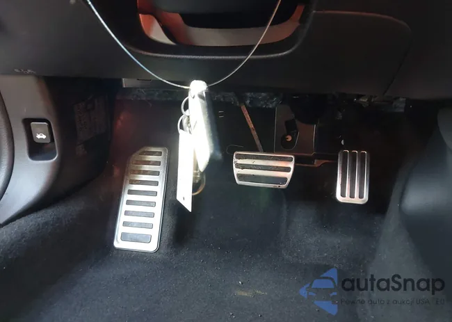 1HGCV1F36JA092573: 43176099