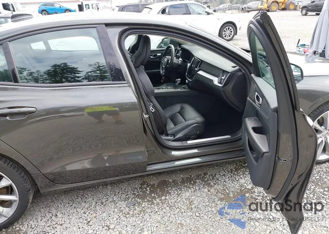 7JRA22TK2KG014128: 43176190